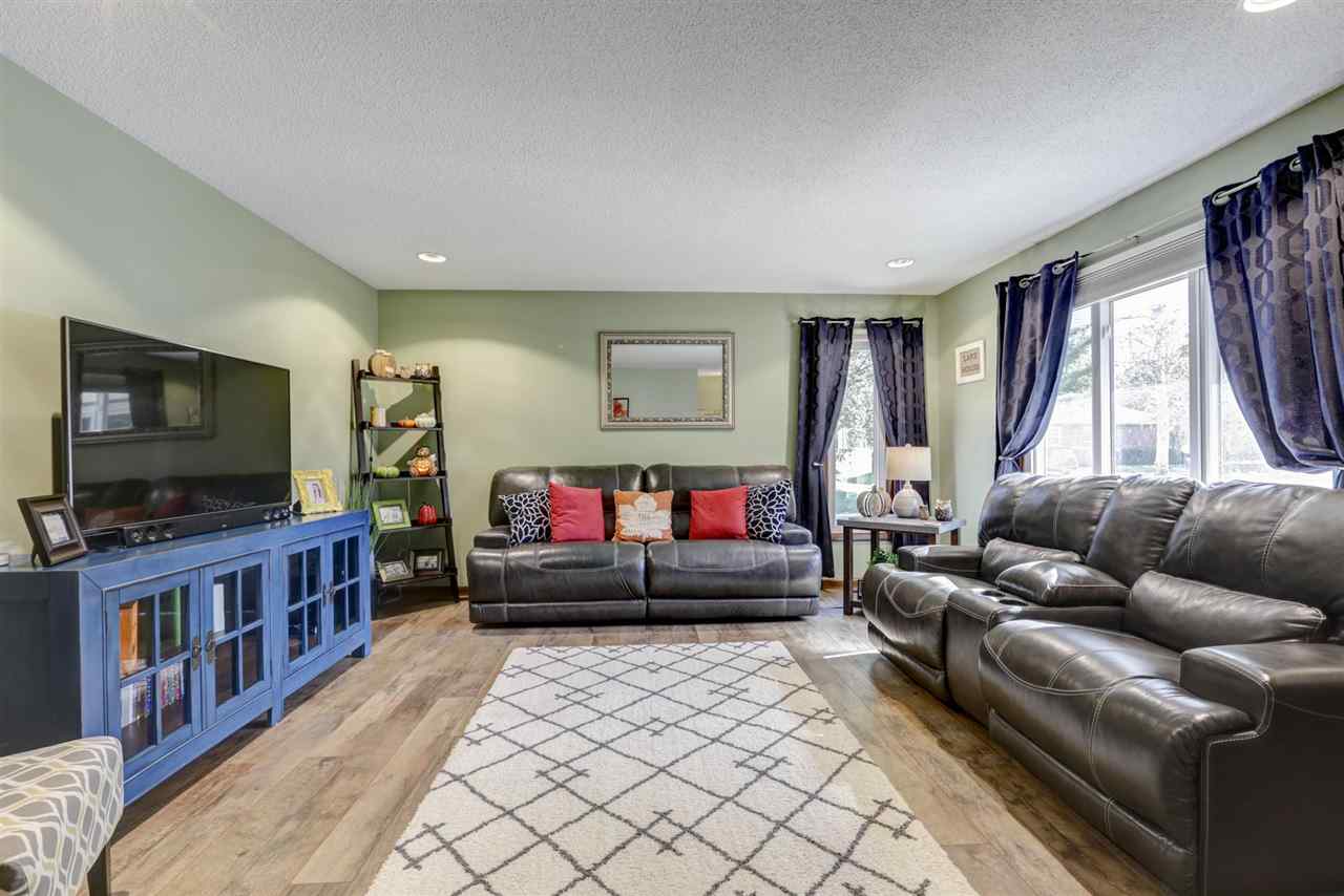 resized-2349823-102 Valley Road-3.jpg